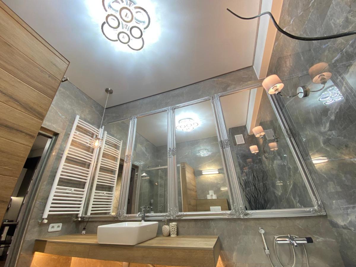 Rentnow Modern Lux Apartment In Centre Chisinau Exterior photo