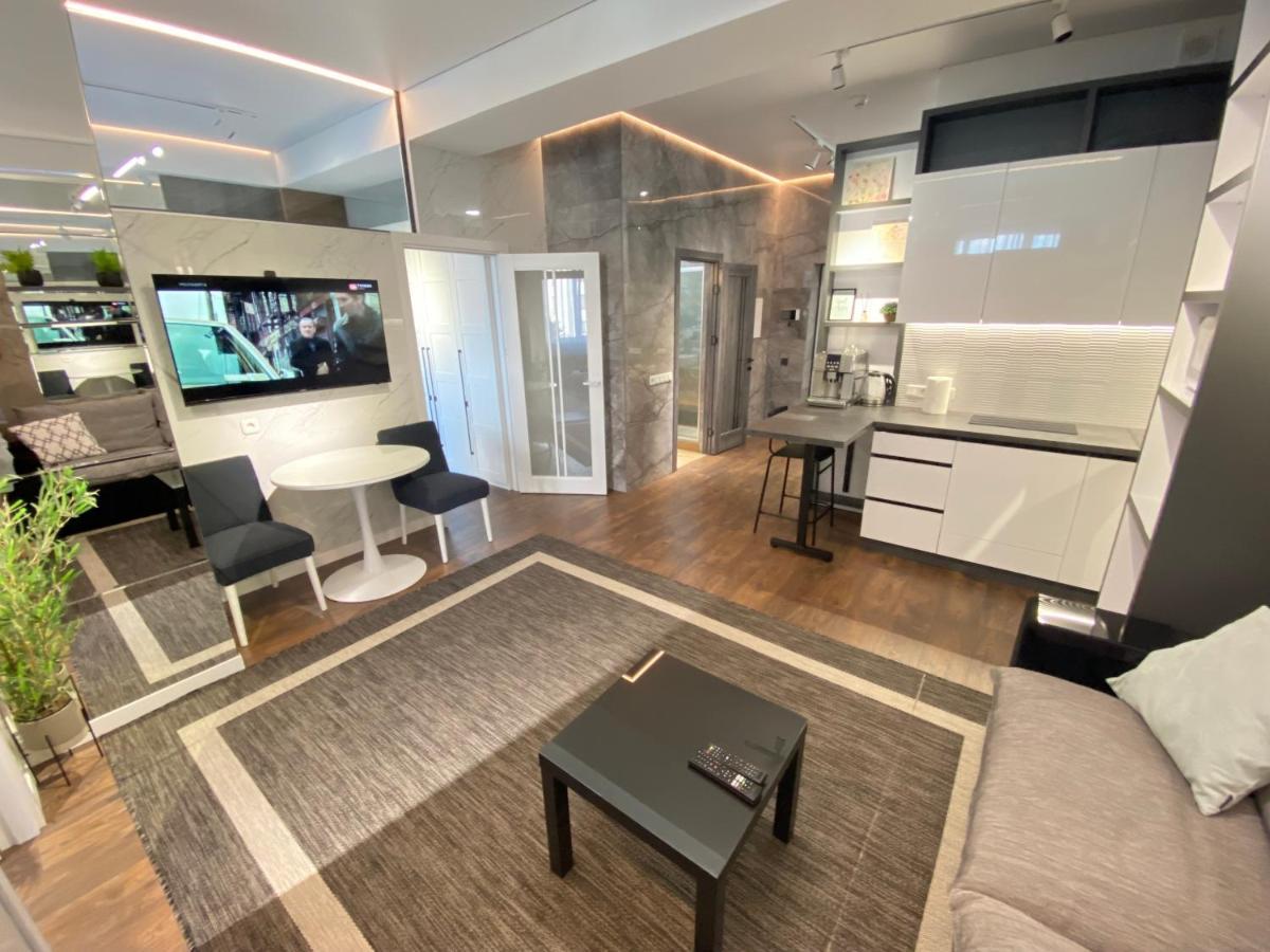 Rentnow Modern Lux Apartment In Centre Chisinau Exterior photo