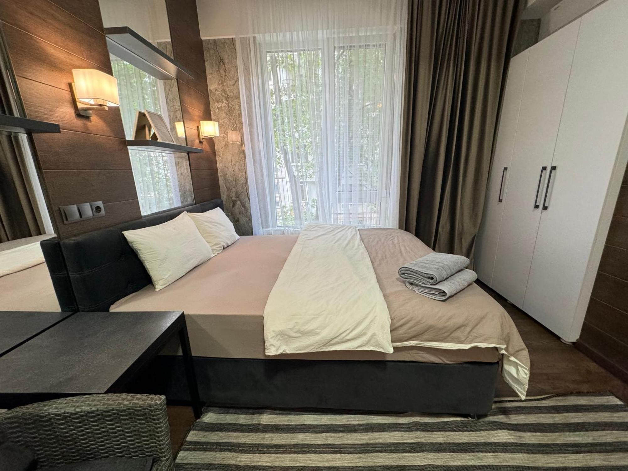 Rentnow Modern Lux Apartment In Centre Chisinau Exterior photo